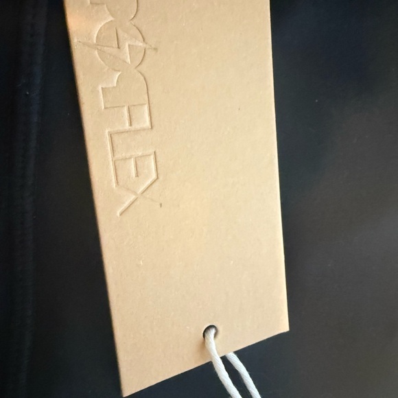 Popflex Black Flared Leggings - Picture 4 of 8